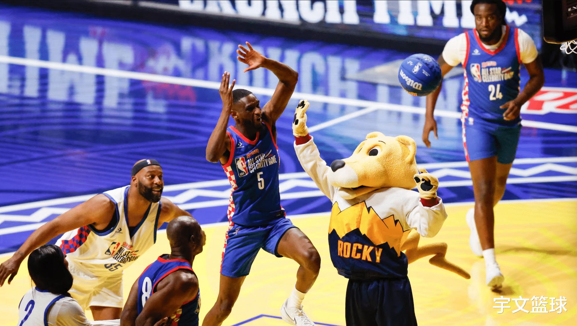 太狠了！赛后尤文图斯备战全明星赛穆雷在瑞士队比赛中回归赛场，成都蓉城完成体检备战法甲的简单介绍